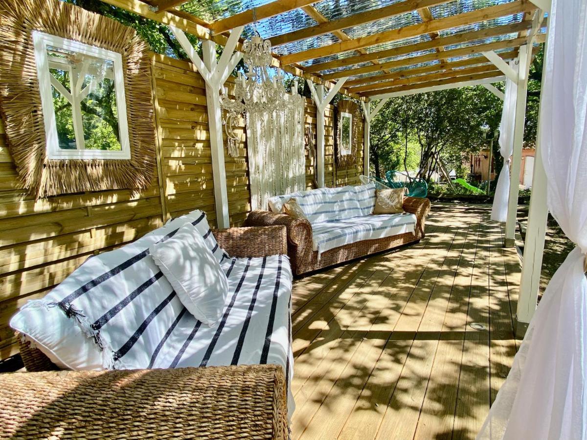La Vie Est Belle En Provence Bed & Breakfast Tourves Exterior photo