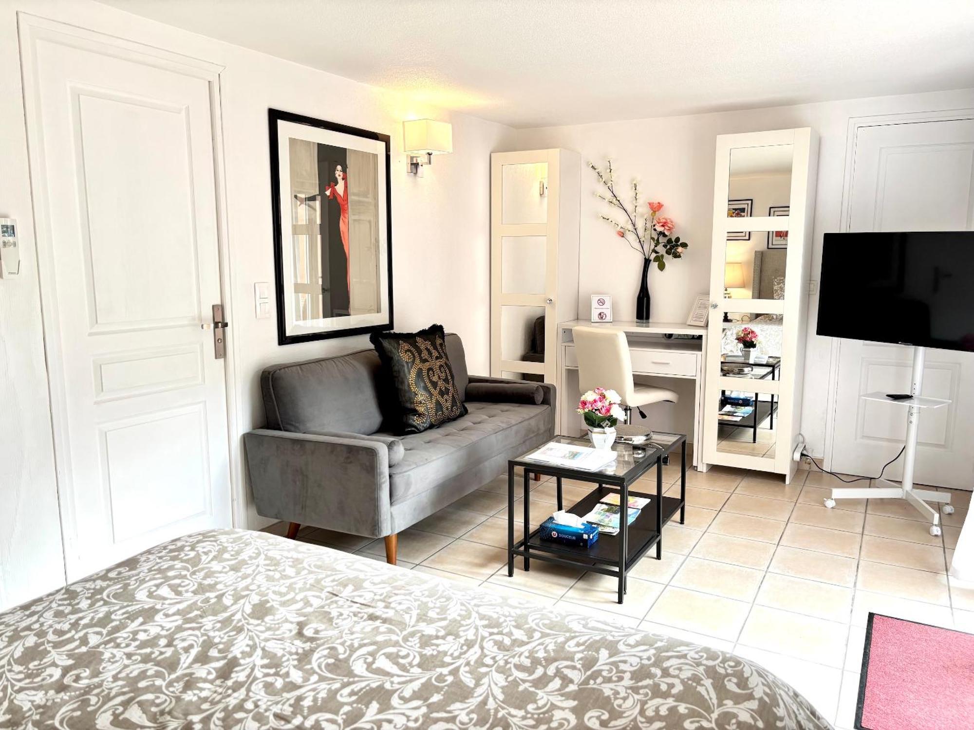 La Vie Est Belle En Provence Bed & Breakfast Tourves Exterior photo